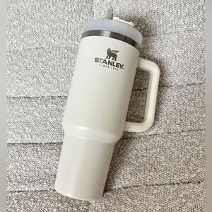Stanley Original 40 oz Quencher in Cream
